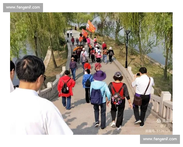 从草根到传奇世界足球巨星的荣耀征程与人生故事风雨奋斗史诗篇章录